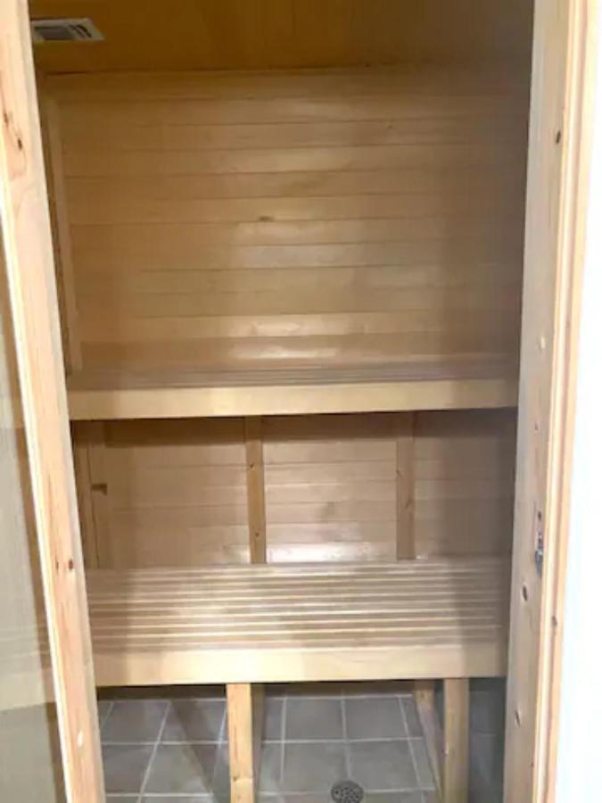 Private Master Suite With Sauna And Bathtub Fair Oaks 外观 照片